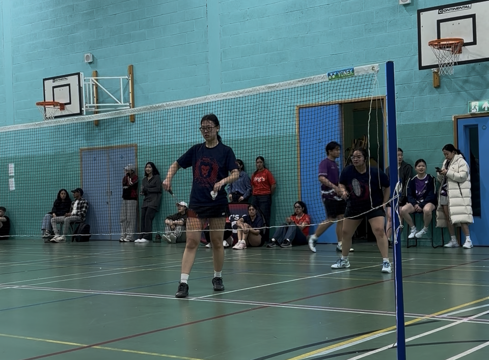 The KCL Women's doubles game in varsity