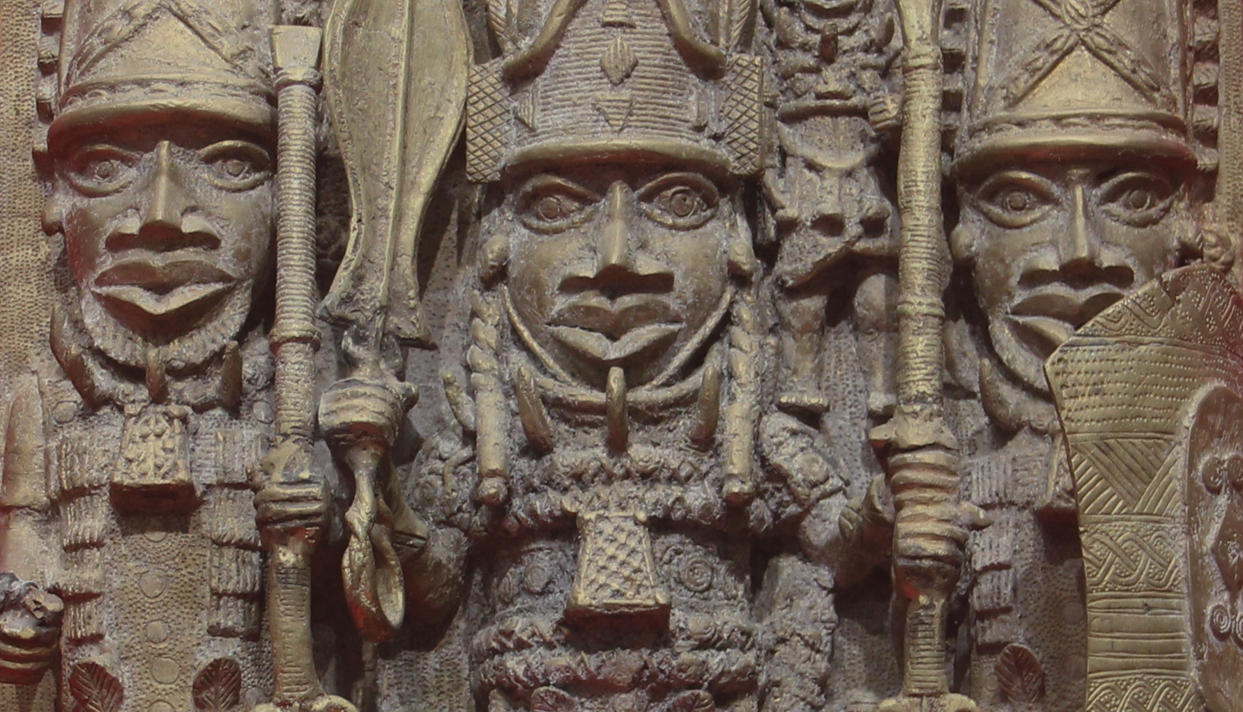 One of the series of Benin Bronzes depicting Oba Ozolua - a king of Benin, located in Senegal. Source: https://commons.wikimedia.org/wiki/File:Oba_Ozolua_-_MCN_4185.jpg